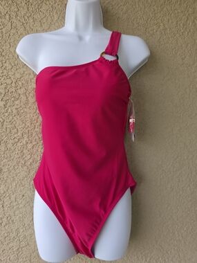 One-Shoulder Hot Pink Women's Swimsuit